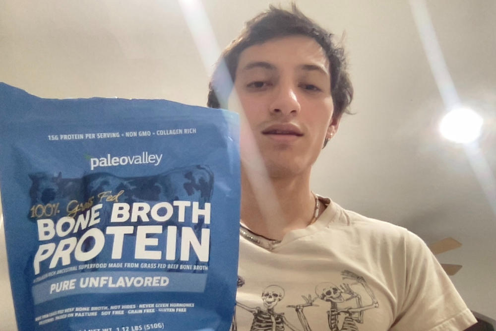 100% Grass Fed Bone Broth Protein - Customer Photo From Yosvany Oramas