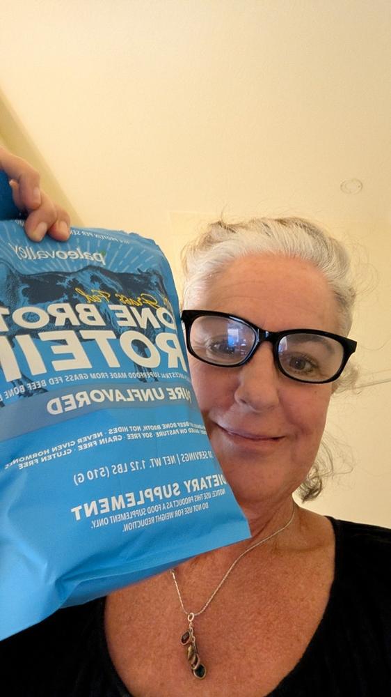 100% Grass Fed Bone Broth Protein - Customer Photo From Cynthia Orozco
